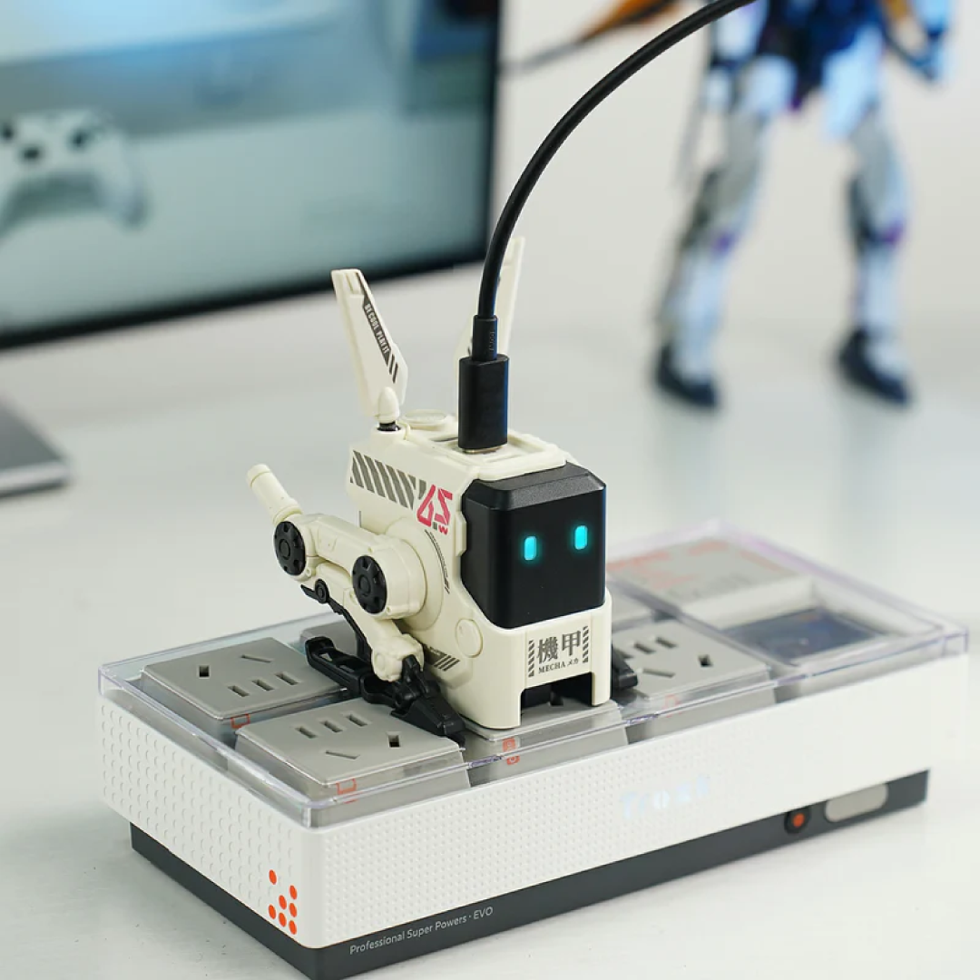 The Alpha65 is a stylish, high-performance GaN (Gallium Nitride) wall charger from GravaStar, designed to combine futuristic aesthetics with practical power delivery. The white (Dawn White) variant gives it a clean, modern appearance that fits well with minimalist or light-themed setups.