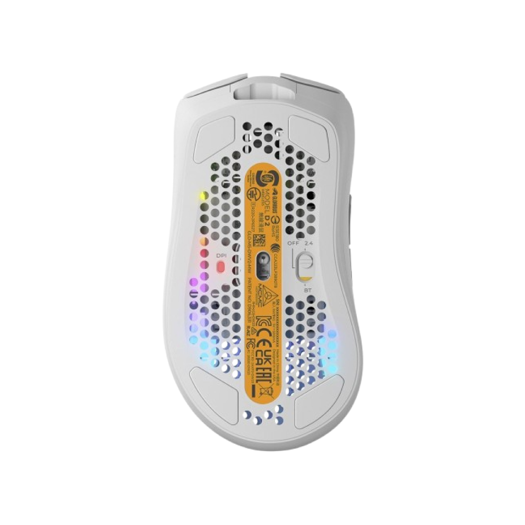 Superior comfort meets speed and control. Crafted to fit the hand's natural contours, the Model D 2 Wireless prevents wrist fatigue to keep you gaming at peak performance.